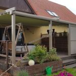 nowoczesne zadaszenie tarasu z ruchomym dachem-pergola tarasowanowoczesne zadaszenie tarasu z ruchomym dachem-pergola tarasowa nowoczesne - zadaszenie tarasu z ruchomym dachem