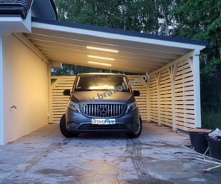 carport lw ze ściankami ażurowymi i oświetleneim led