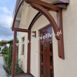 Zadaszenie wejścia ze ścianką boczną model RADIAN