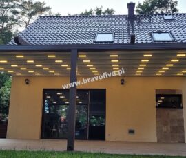 Pergola aluminiowa z otwieranym dachem