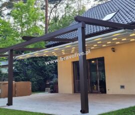 Pergola aluminiowa z otwieranym dachem