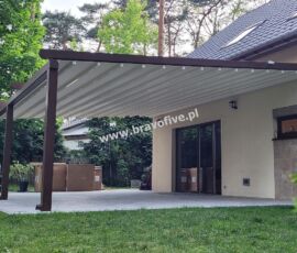 Pergola aluminiowa z otwieranym dachem